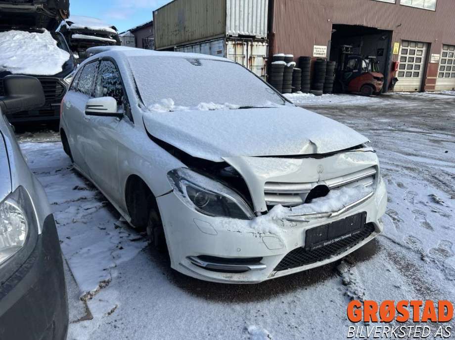 Mercedes B-Klasse 2011-2018 (W246) (W246), Motorkode: 651901, Girkassekode: 
