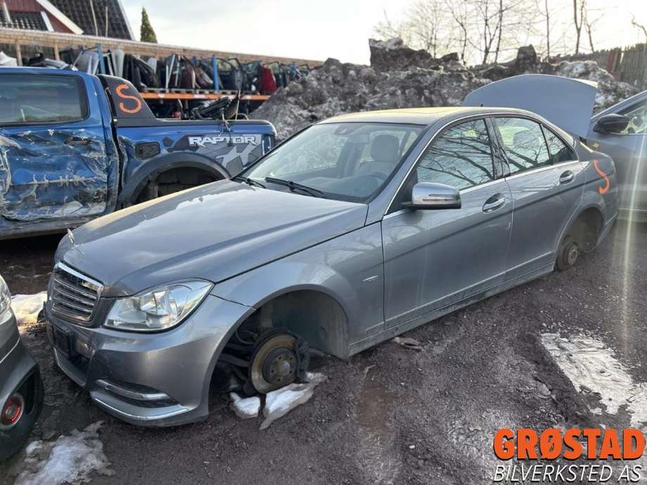 Mercedes C-Klasse 2011-2014 (Fase 2) (W204) (W204), Motorkode: M271.820, Girkassekode: 