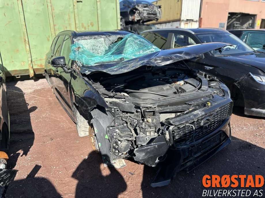 Volvo XC60 2017-->> (Type II) , Motorkode: B4204T35, Girkassekode: