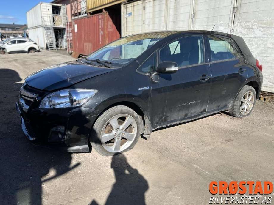 Toyota Auris 2010-2012 (Type I, Fase 2) , Motorkode: 2ZR-FXE, Girkassekode: 