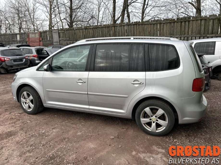 VW Touran 2010-2015 (Type I, Fase 3) , Motorkode: CAYC, Girkassekode: MFR