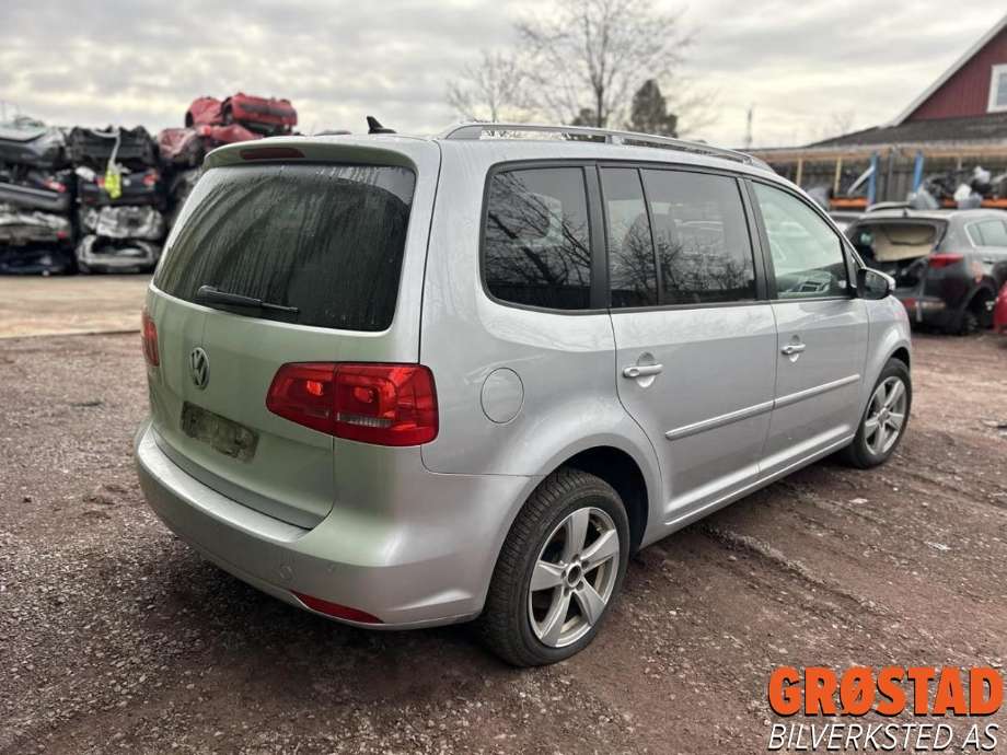 VW Touran 2010-2015 (Type I, Fase 3) , Motorkode: CAYC, Girkassekode: MFR