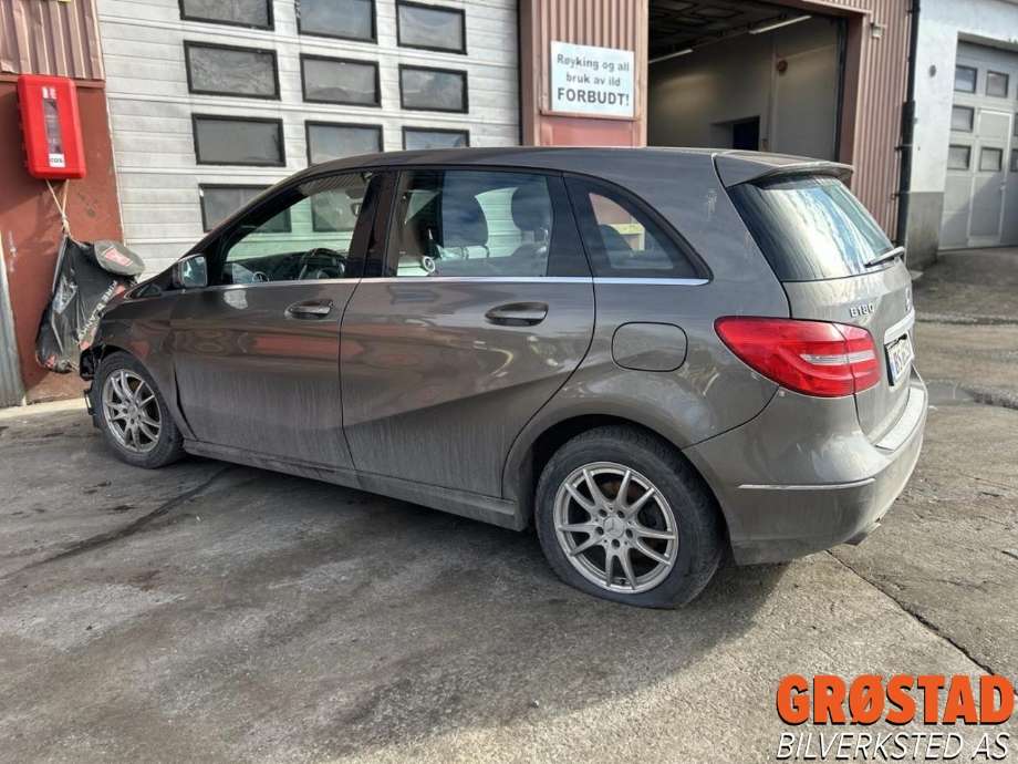 Mercedes B-Klasse 2011-2018 (W246) (W246), Motorkode: 270910, Girkassekode: 