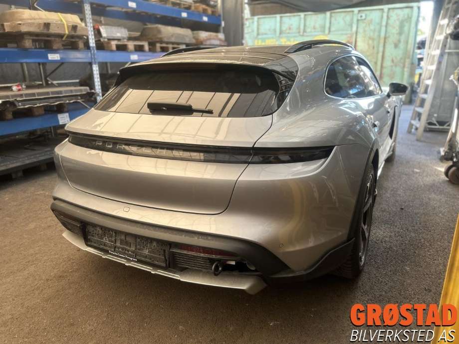 Porsche Taycan 2019-->> , Motorkode: EBG|EBF, Girkassekode: 