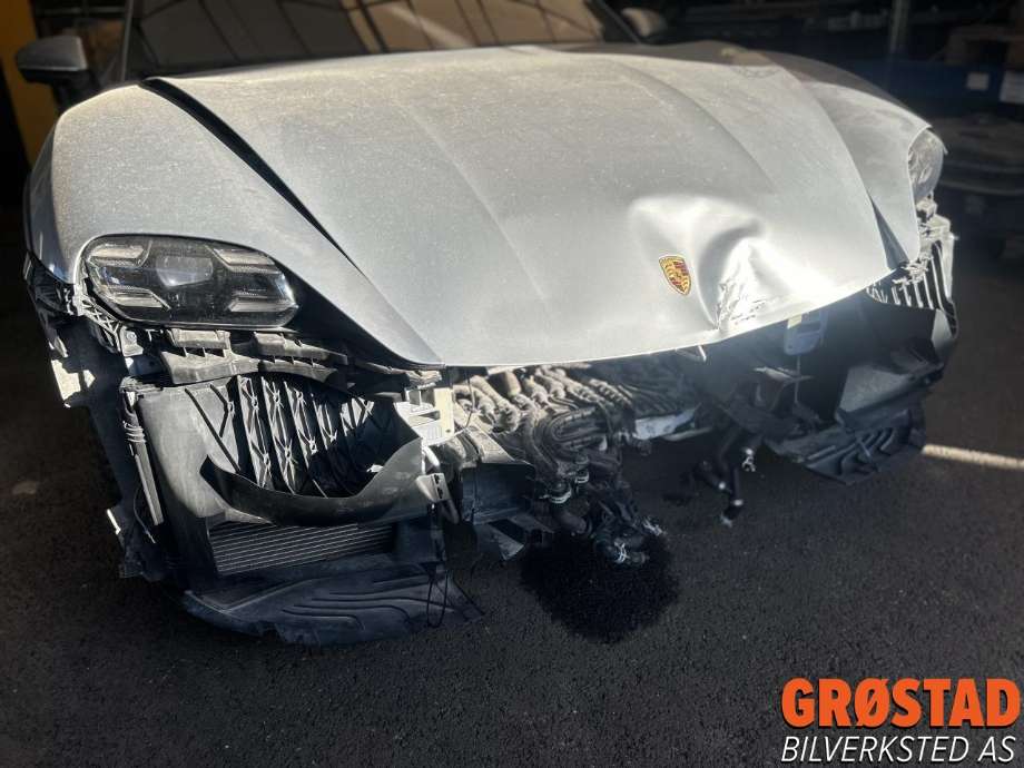 Porsche Taycan 2019-->> , Motorkode: EBG|EBF, Girkassekode: 
