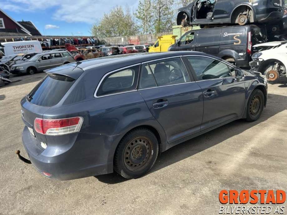 Toyota Avensis 2009-2015 (Type III, Fase 1) , Motorkode: 1AD-FTV, Girkassekode: