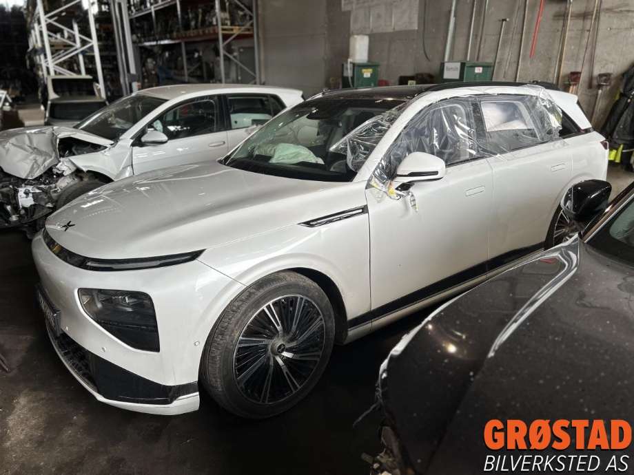 XPeng G9, 2023->>  delebil 