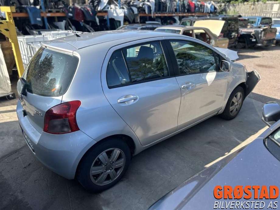 Toyota Yaris 2006-2009 (Type II, Fase 1) , Motorkode: 1KR-FE, Girkassekode: