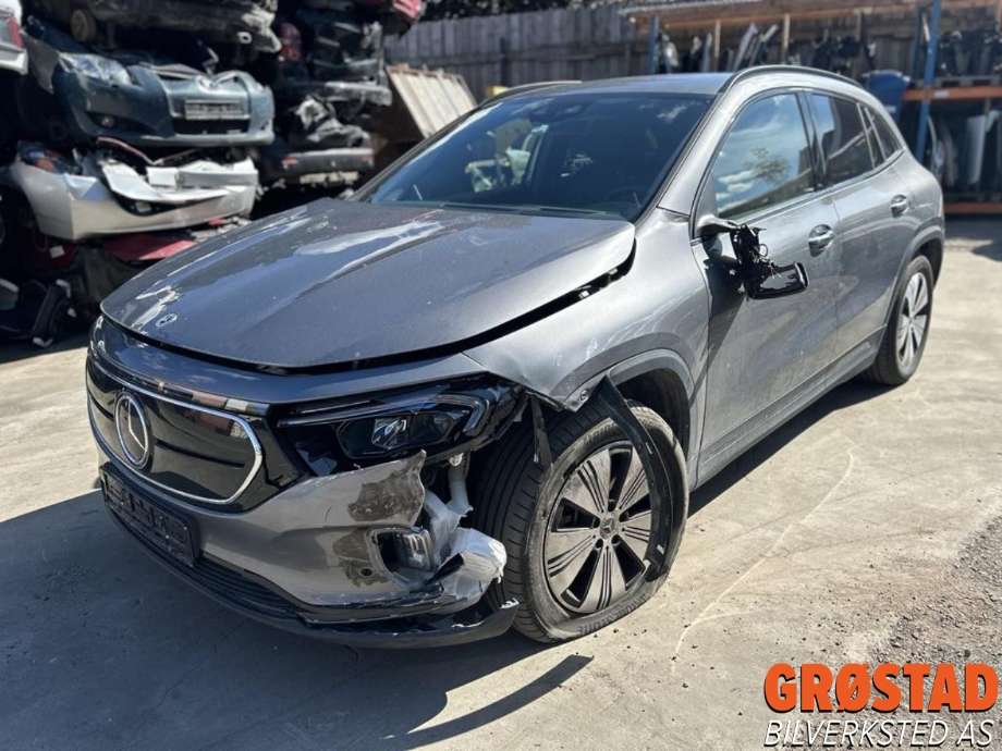 Mercedes EQA, 2021->>  delebil , Motorkode: EM0021