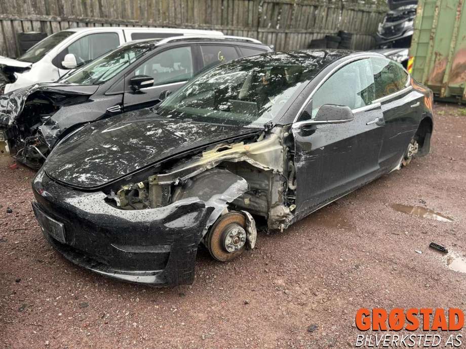 Tesla Model 3 2018-2023 (Fase 1) , Motorkode: 3D3|3D5, Girkassekode: 