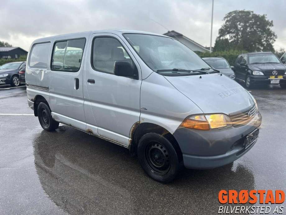 Toyota Hiace 2001-2006 (Fase 2) , Motorkode: 2KD-FTV, Girkassekode: 