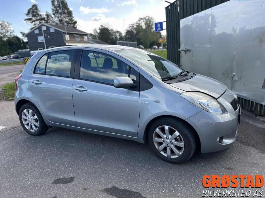 Toyota Yaris 2009-2011 (Type II, Fase 2) , Motorkode: , Girkassekode: