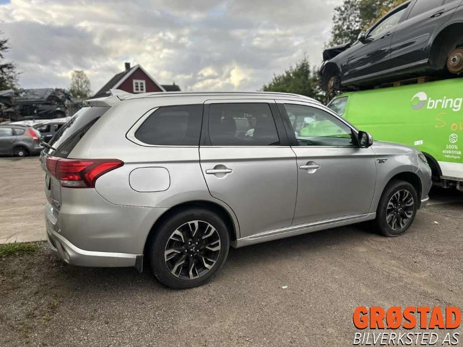 Mitsubishi Outlander 2015-->> (Type III, Fase 2) delebil , Motorkode: 4B11|S61|Y61, Girkassekode: 