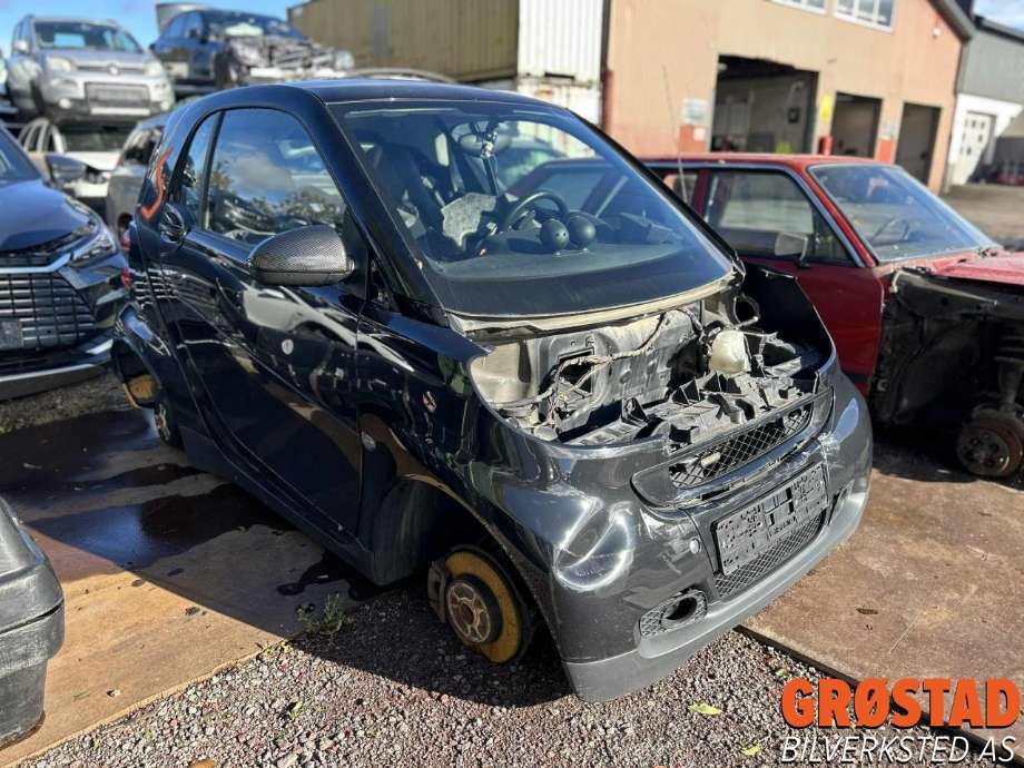 Smart Fortwo 2007-2014 (Type II) (W451) (W451), Motorkode: 3B21, Girkassekode: