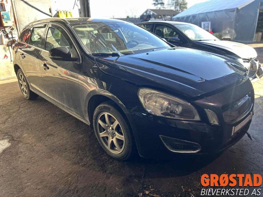 Volvo V60 2010-2013 (Type I, Fase 1) , Motorkode: D4162T, Girkassekode: 