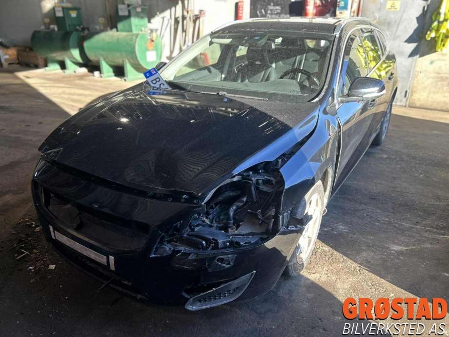 Volvo V60 2010-2013 (Type I, Fase 1) , Motorkode: D4162T, Girkassekode: 