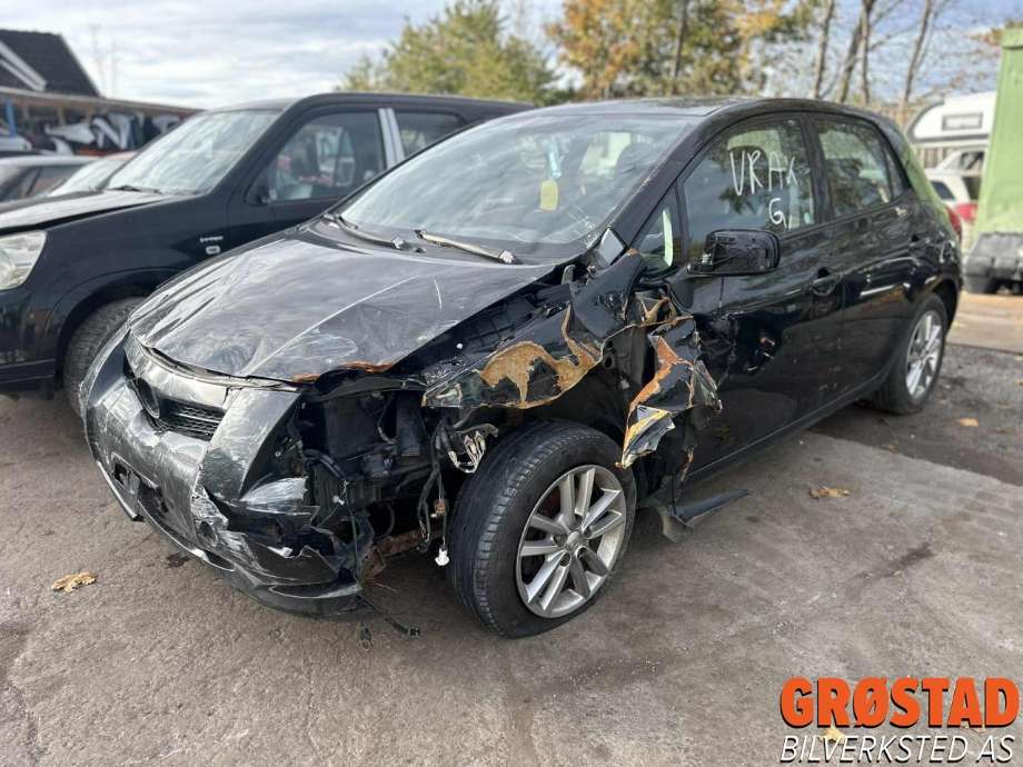 Toyota Auris 2010-2012 (Type I, Fase 2) , Motorkode: 1ZR-FAE, Girkassekode: 