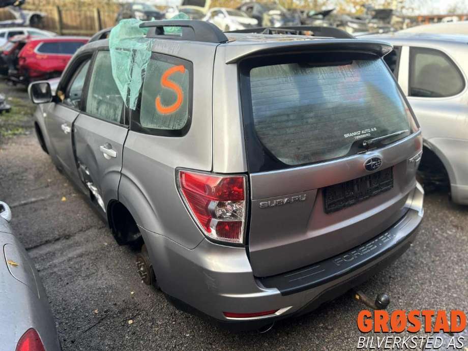 Subaru Forester 2008-2013 (Type III) , Motorkode: EE20, Girkassekode: 