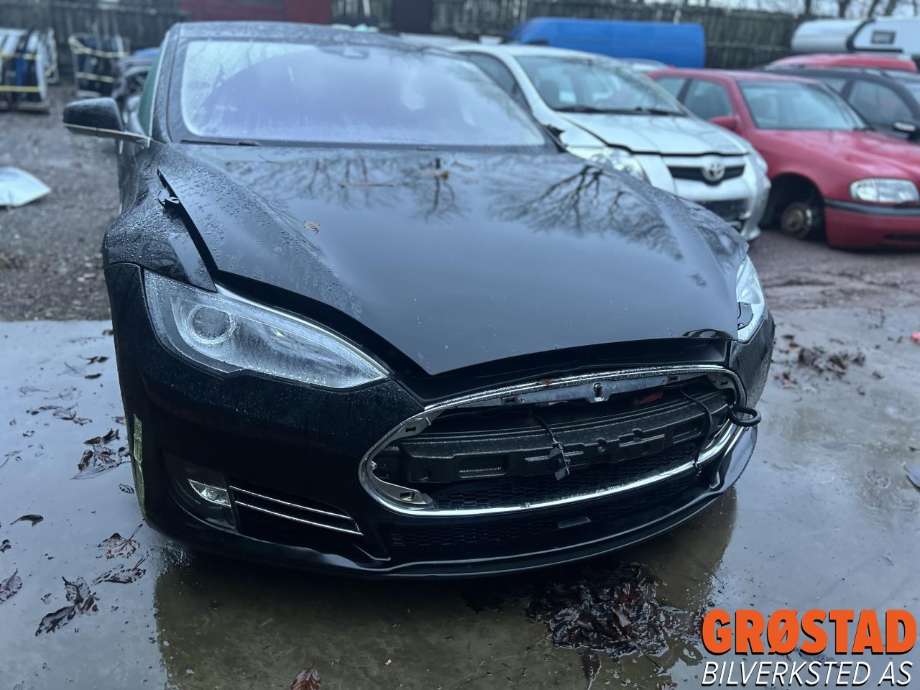 Tesla Model S 2013-2016 (Fase 1) , Motorkode: L1S, Girkassekode: 
