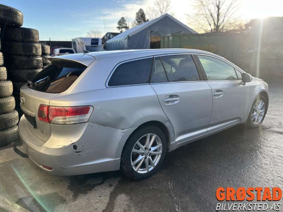 Toyota Avensis 2009-2015 (Type III, Fase 1) , Motorkode: 1AD-FTV, Girkassekode: 