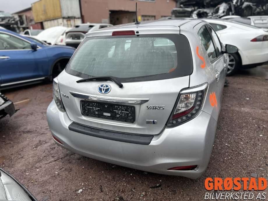Toyota Yaris 2012-2014 (Type III, Fase 1) , Motorkode: 1NZ-FXE, Girkassekode: