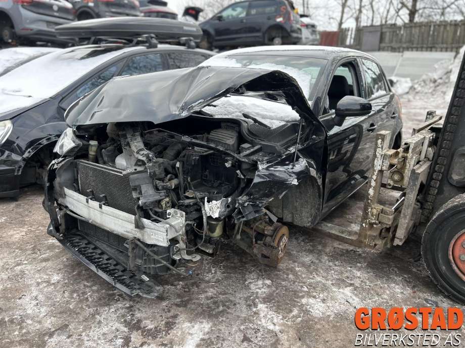 Audi A1 2010-2014 (Type I, Fase 1) , Motorkode: CBZ, Girkassekode: 