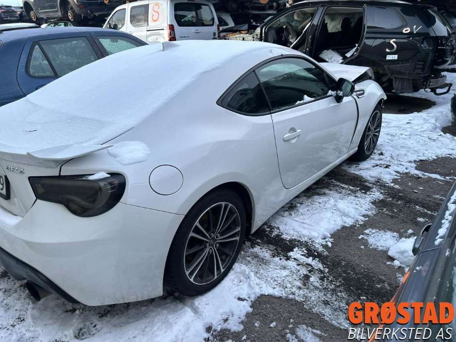 Subaru BRZ 2013-->> delebil , Motorkode: FA20, Girkassekode: 