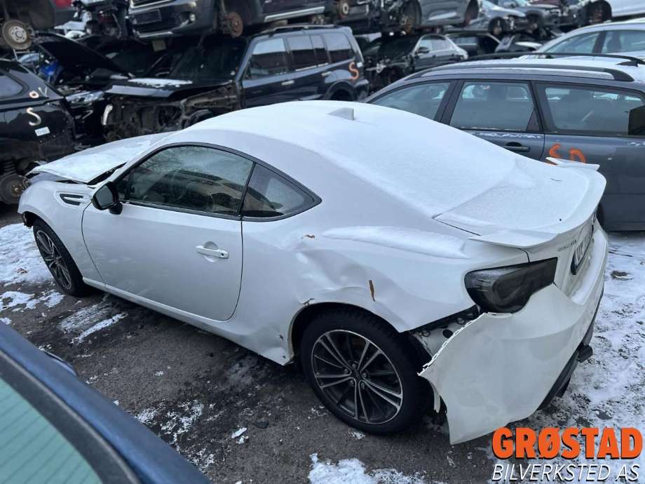 Subaru BRZ 2013-->> delebil , Motorkode: FA20, Girkassekode: 