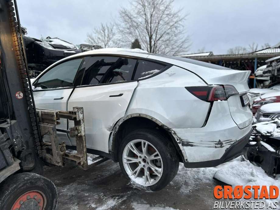 Tesla Model Y 2024-->> (Type II) , Motorkode: 3D3|4D1, Girkassekode: