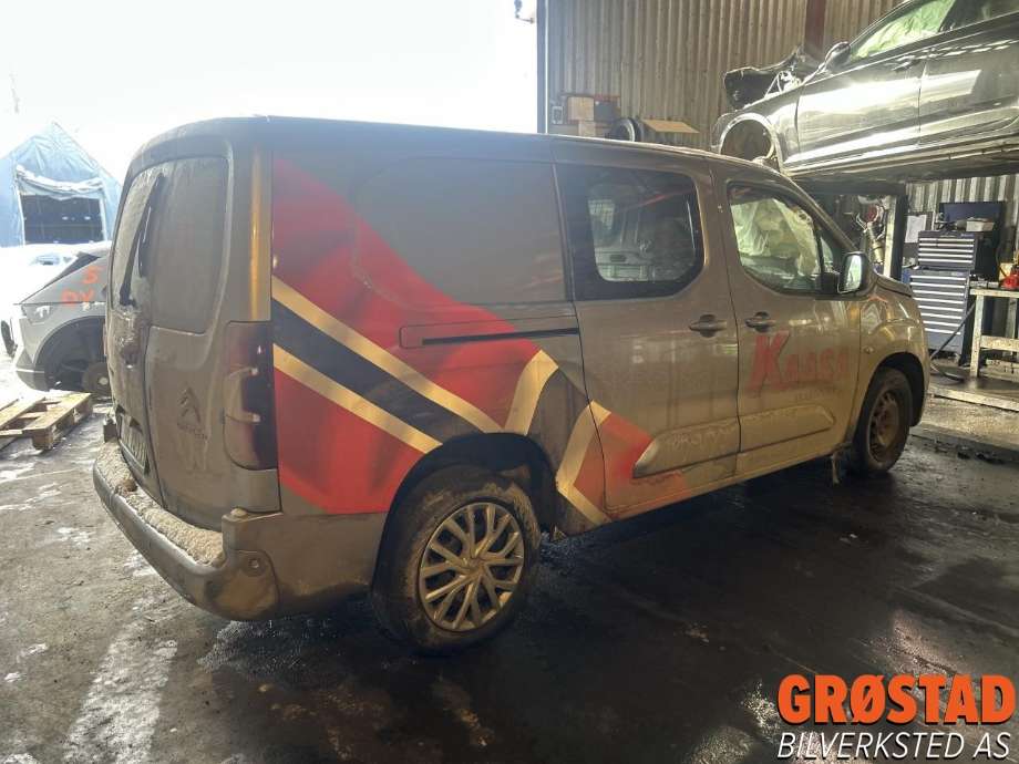 Citroën Berlingo 2019-->> (Type III) , Motorkode: YHZ, Girkassekode: 