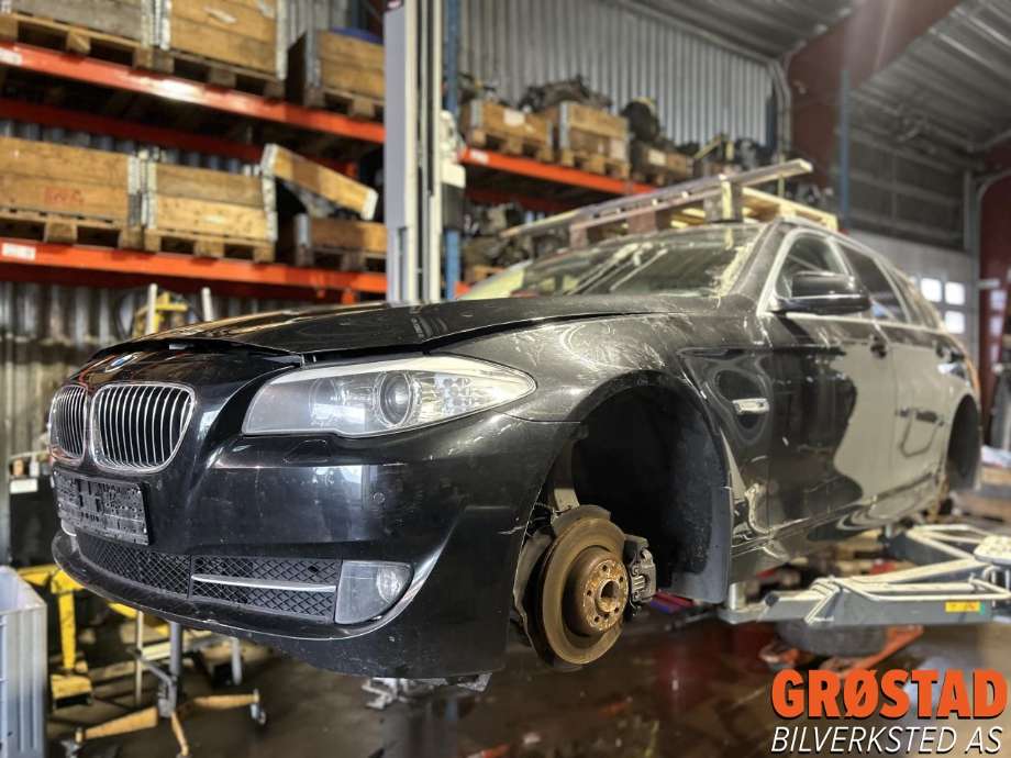 BMW 5-Serie 2010-2017 (F10/F11) (F10/F11), Motorkode: N47D20C, Girkassekode: 