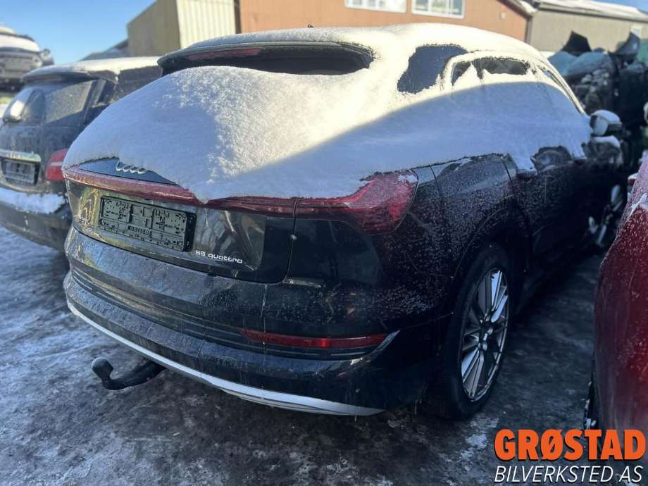 Audi e-tron 2018-->> , Motorkode: EAS|EAW, Girkassekode: 