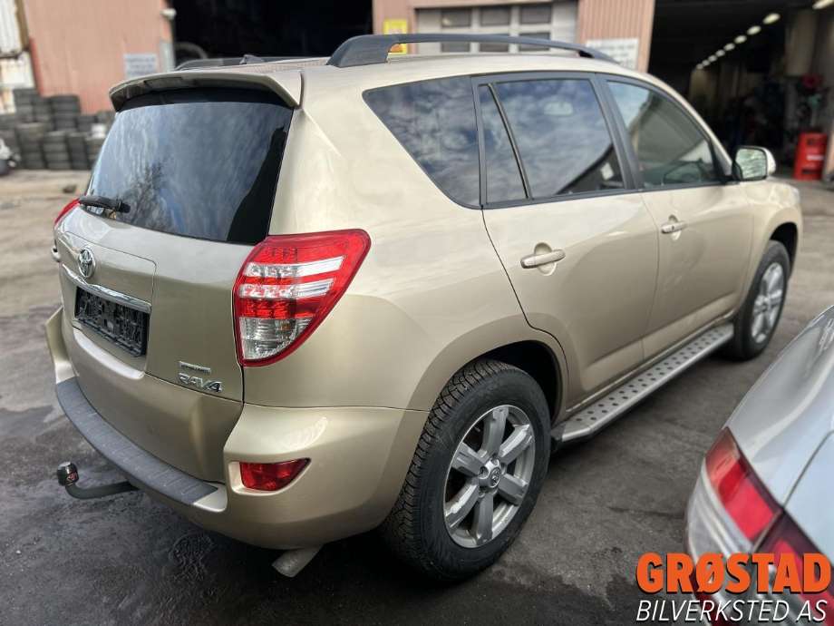 Toyota RAV4 2009-2013 (Type III, Fase 2) , Motorkode: 3ZR-FAE, Girkassekode: 
