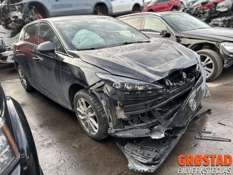MG MG4 2022-->> , Motorkode: TZ180XS0951, Girkassekode: 