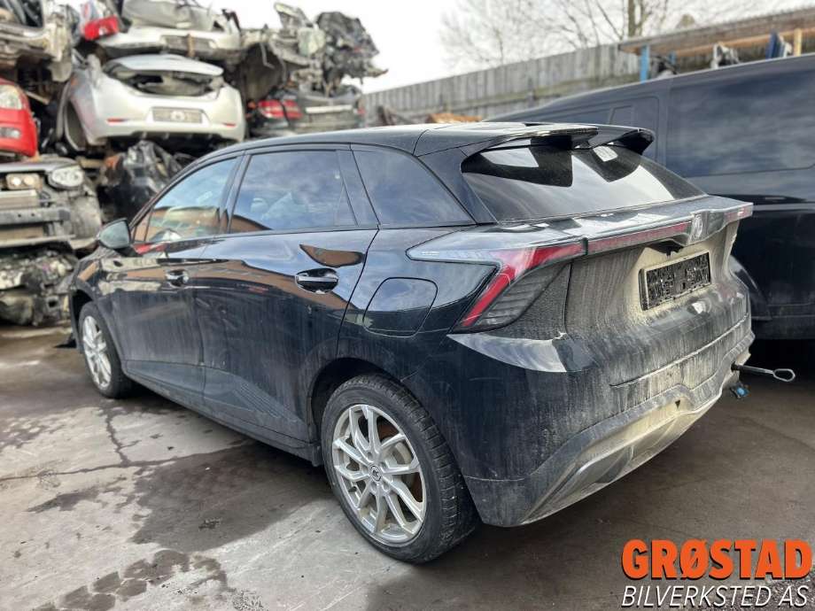 MG MG4 2022-->> , Motorkode: TZ180XS0951, Girkassekode: 