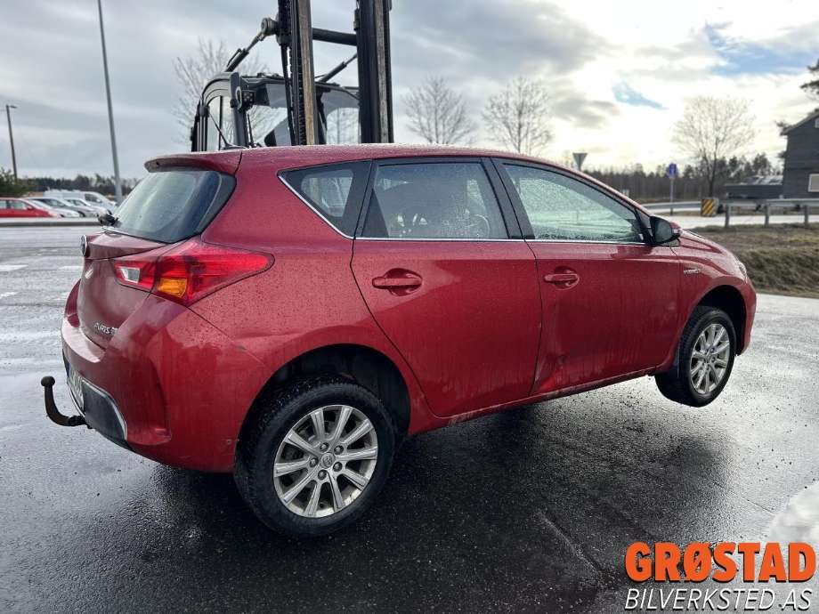 Toyota Auris 2013-2015 (Type II, Fase 1) , Motorkode: 2ZR-FXE, Girkassekode:
