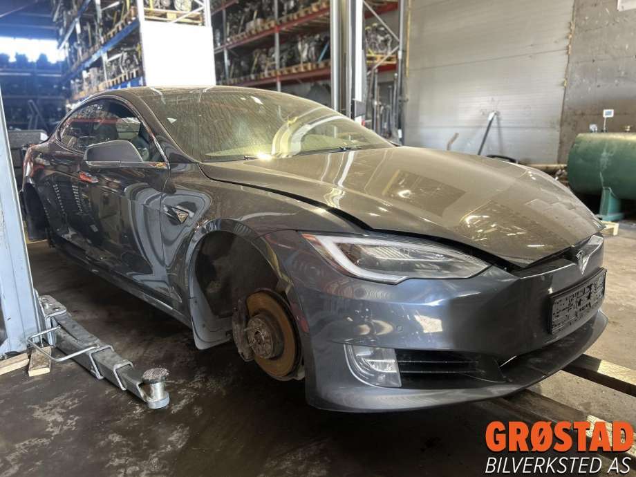 Tesla Model S 2016-2021 (Fase 2) , Motorkode: 3D1|L2S, Girkassekode: