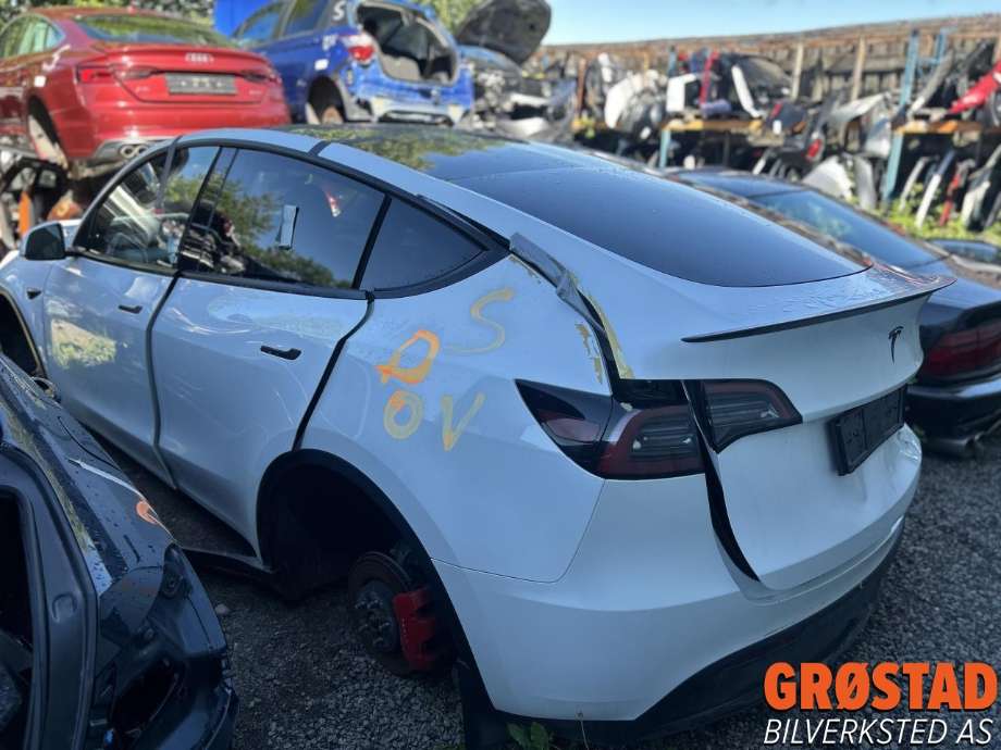 Tesla Model Y 2021-2024 (Type I) , Motorkode: 3D3|3D6, Girkassekode: 