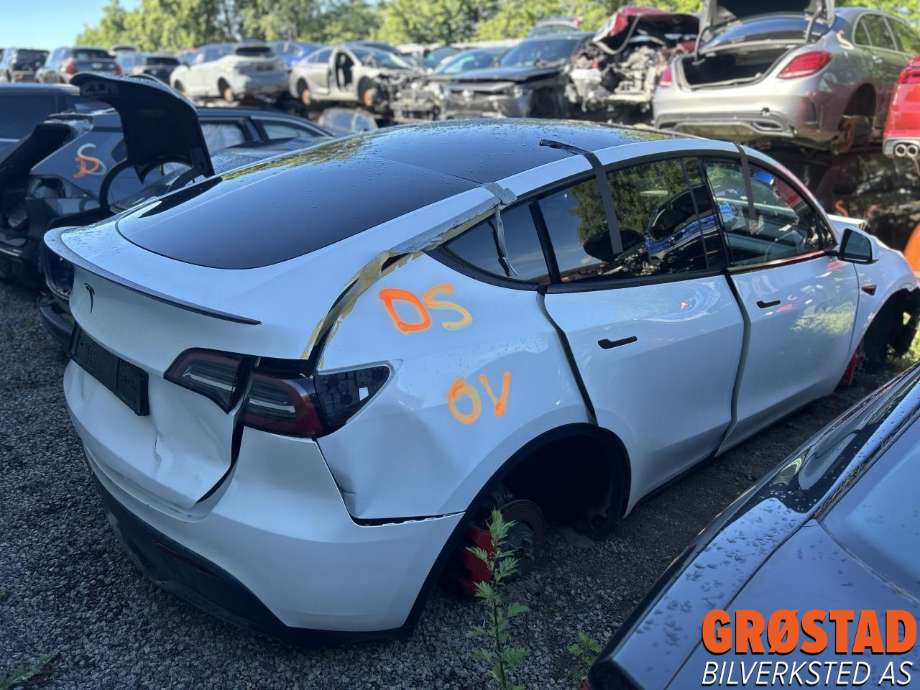 Tesla Model Y 2021-2024 (Type I) , Motorkode: 3D3|3D6, Girkassekode: 