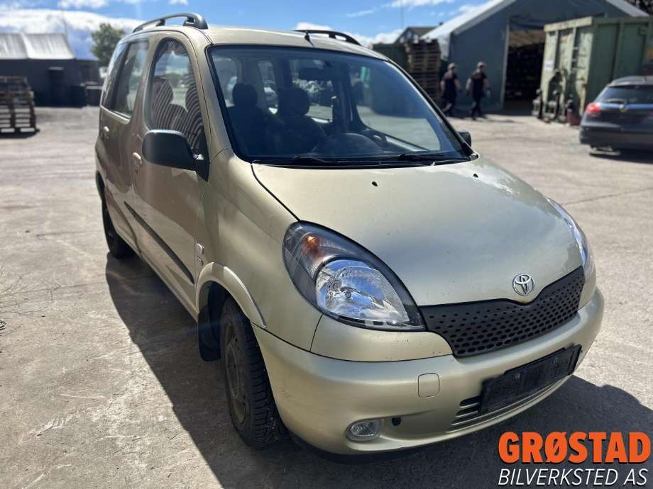 Toyota Yaris Verso 1999-2007 , Motorkode: 2NZ-FE, Girkassekode: