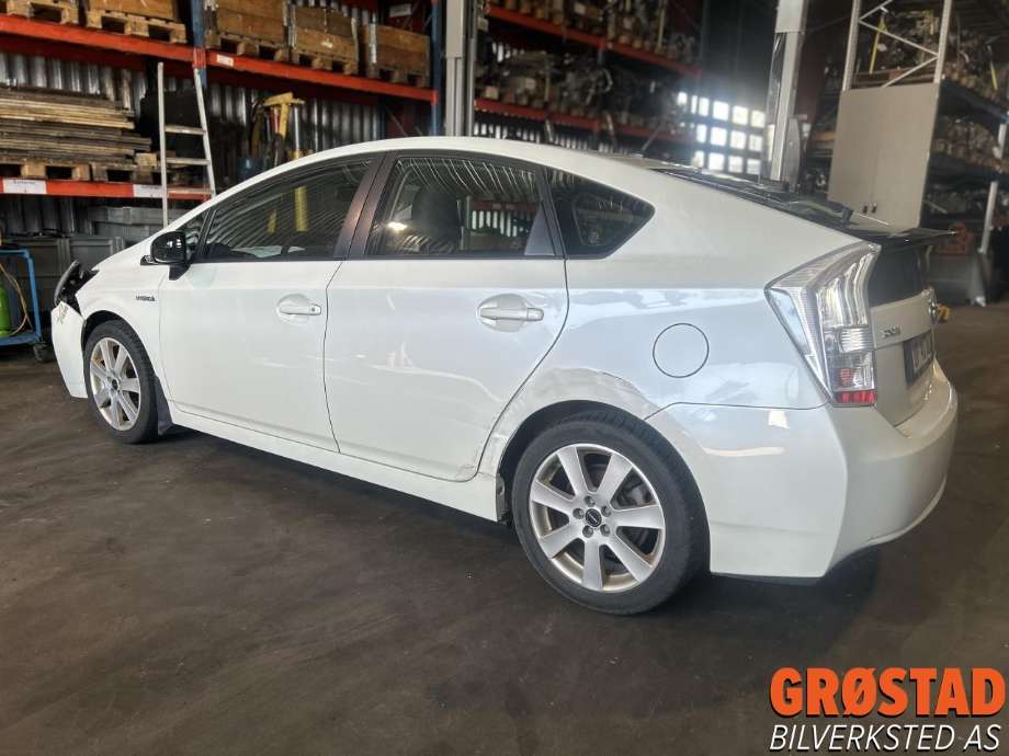 Toyota Prius 2009-2016 (Type III) (COMBI) (COMBI), Motorkode: 2ZR-FXE, Girkassekode: