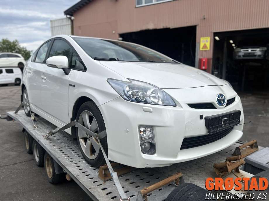 Toyota Prius 2009-2016 (Type III) (COMBI) (COMBI), Motorkode: 2ZR-FXE, Girkassekode: