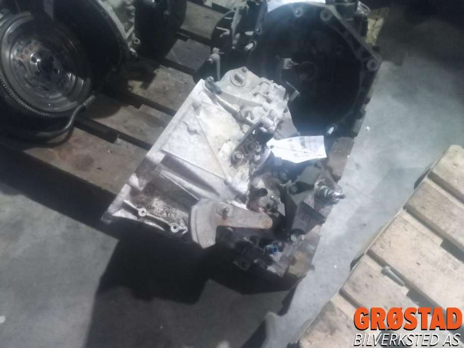 Girkasse manuell 6-trinn til Nissan X-Trail, 2014-2022 (T32) (T32) (320104BR0D)