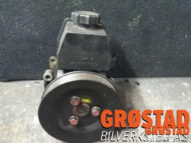 Servo pumpe mekanisk til Mercedes E-Klasse 1995-2000 (Fase 1) (W210) (W210) (LUK|002 466 22 01|)