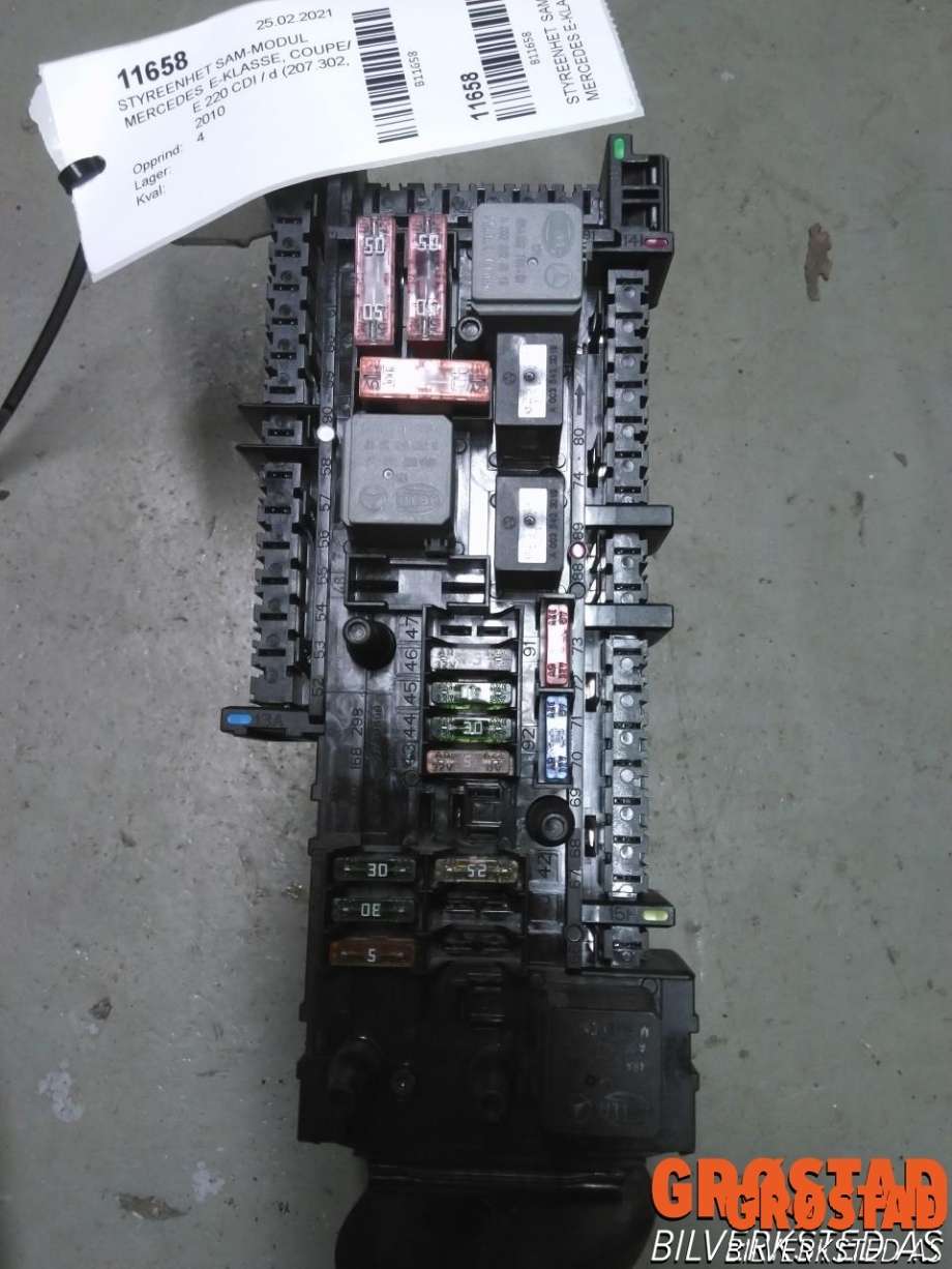 Styreenhet (SAM - Signal Acquisition Module) til Mercedes E-Klasse, Coupe/Cab 2009-2013 (Fase 1) (C207) (C207) (HELLA|5DK00962058|2129004001|2125452832)