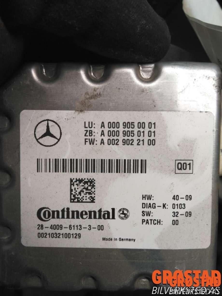 Parkeringskamera foran til Mercedes E-Klasse, Coupe/Cab 2009-2013 (Fase 1) (C207) (C207) (A 000 905 00 01|A 000 905 01 01|A 002 902 21 00)