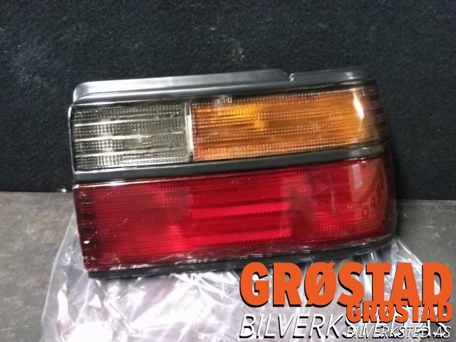 Baklykt høyre til Toyota Corolla 1988-1992 (815501A390|815501A391|)