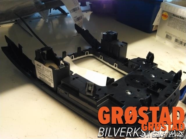 Bilstereo betjeningspanel til Audi Q5 2008-2012 (Type I, Fase 1)  (8T0919609WFX|)
