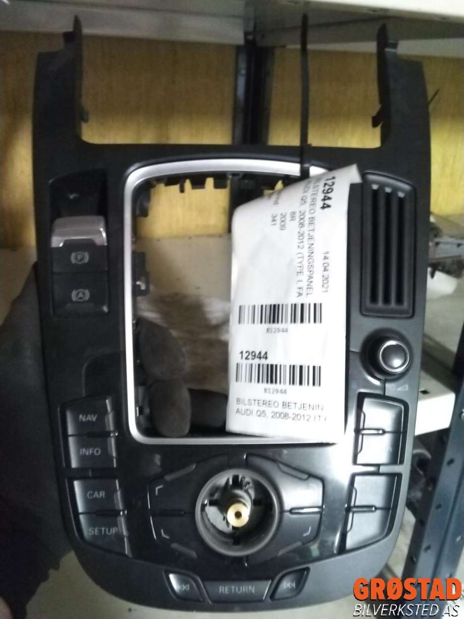 Bilstereo betjeningspanel til Audi Q5 2008-2012 (Type I, Fase 1)  (8T0919609WFX|)
