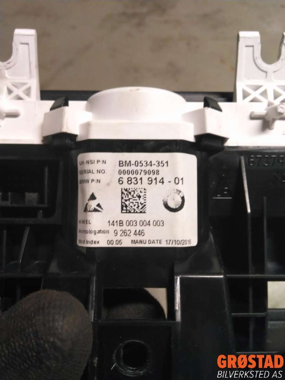 Instrumentpanel til BMW i3 2013-2022  (6831914|683191401|)